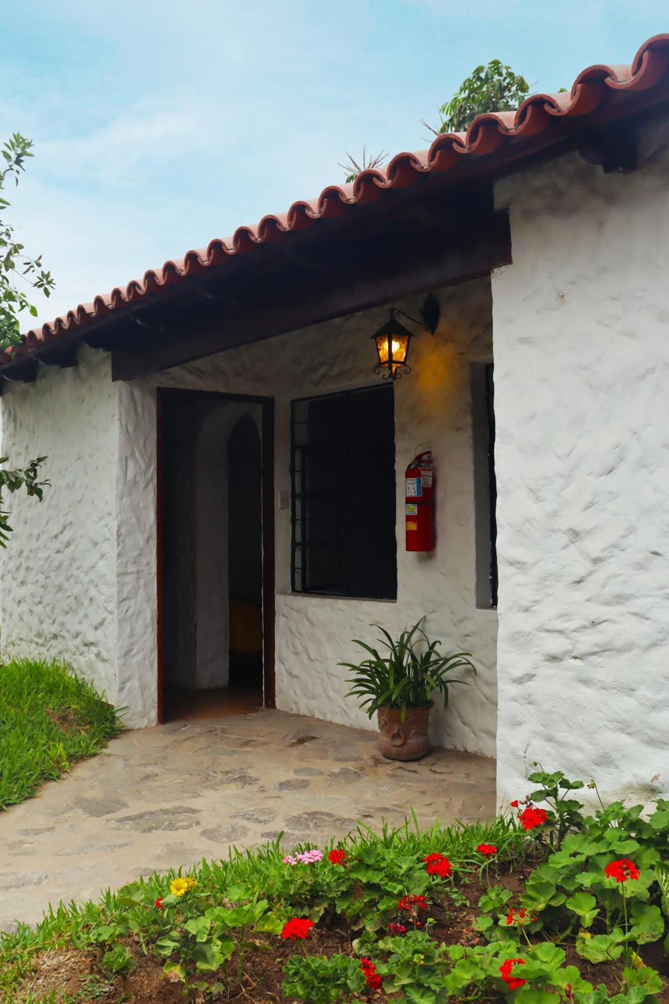 Los Andes - Restaurant & Bungalows Cieneguilla Esterno foto