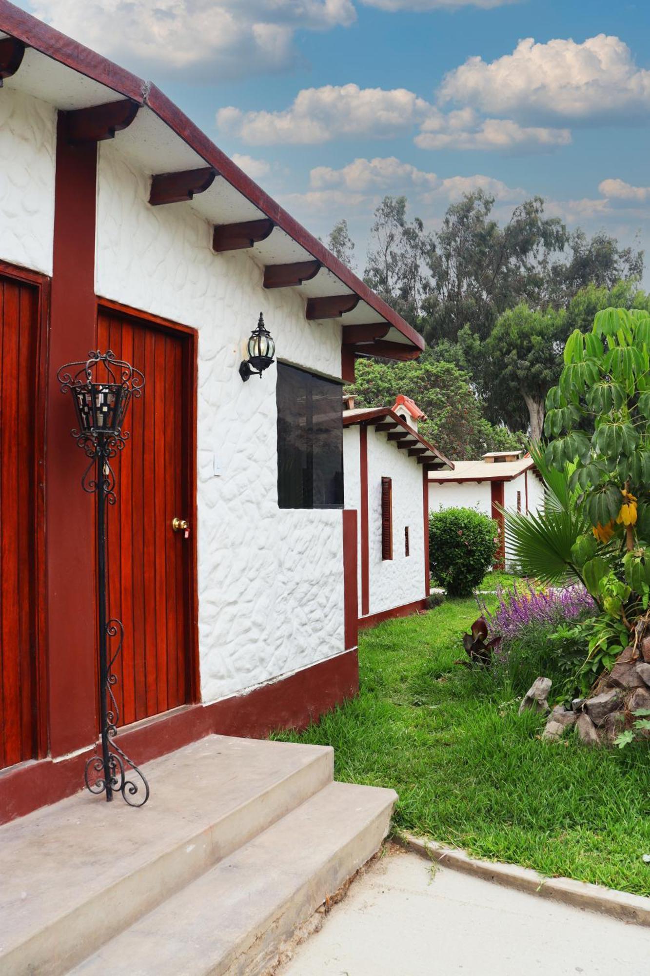 Los Andes - Restaurant & Bungalows Cieneguilla Esterno foto