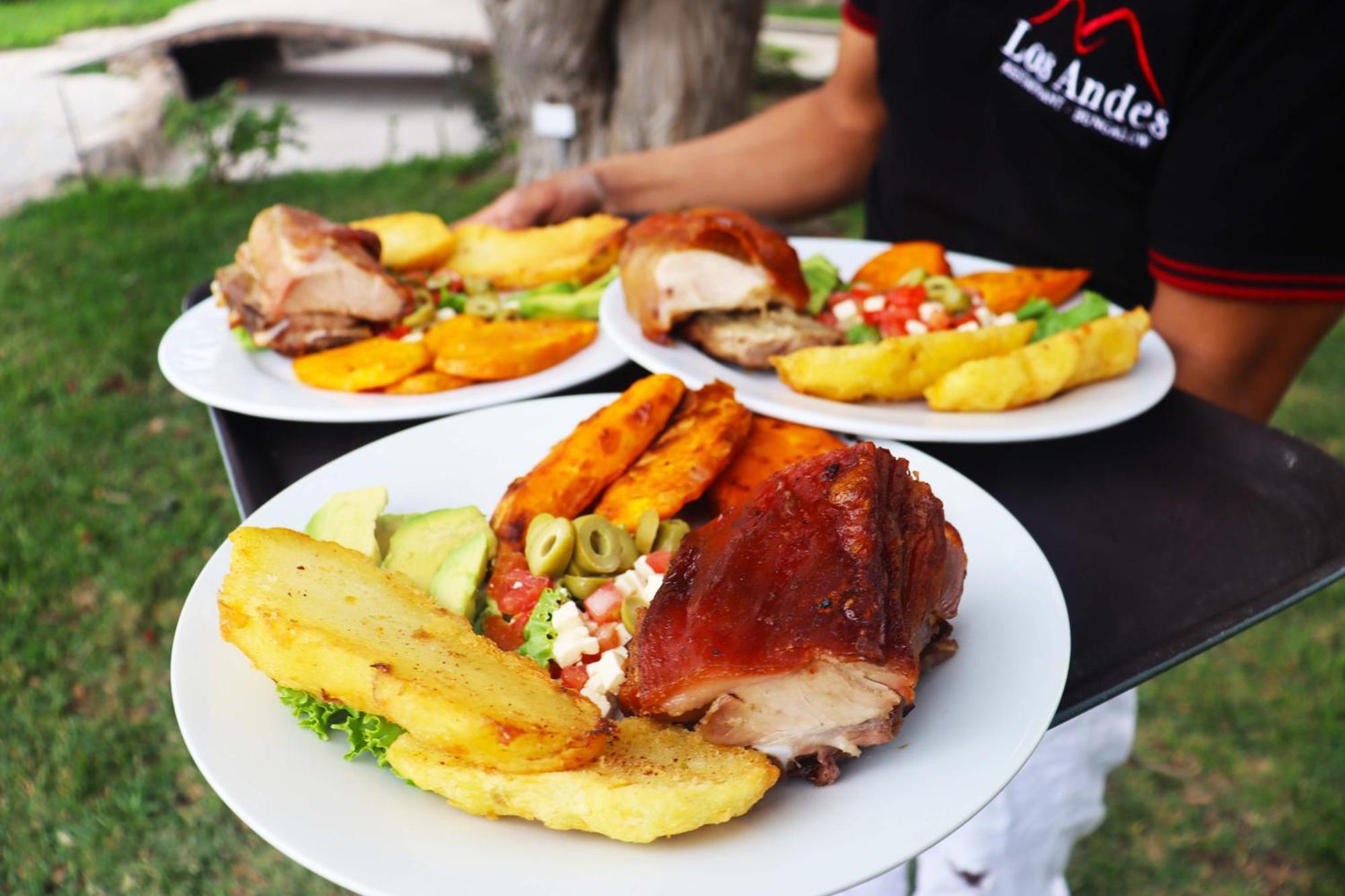 Los Andes - Restaurant & Bungalows Cieneguilla Esterno foto